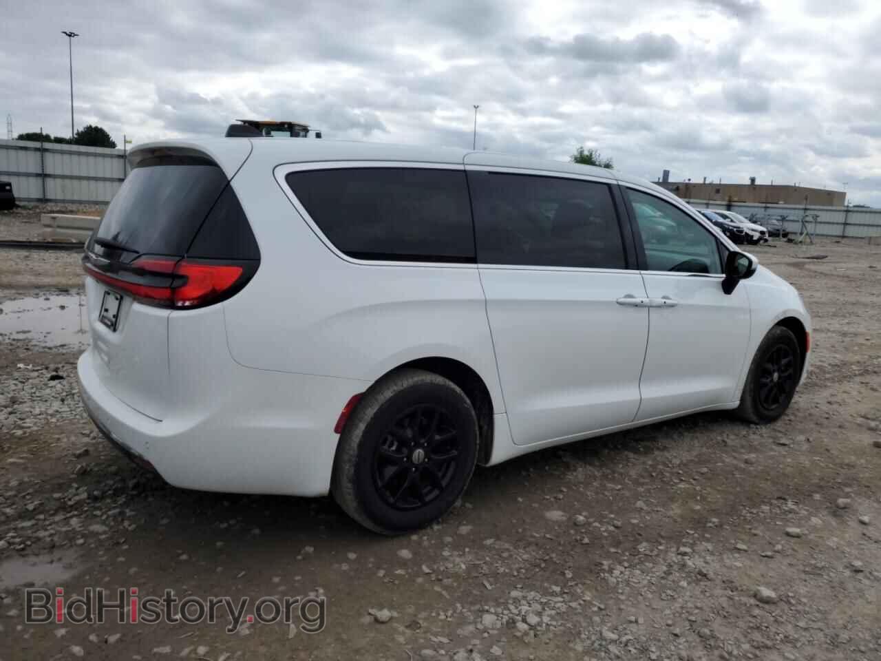 2023 CHRYSLER PACIFICA - VIN: 2C4RC1BG4PR525352 - Фото 3