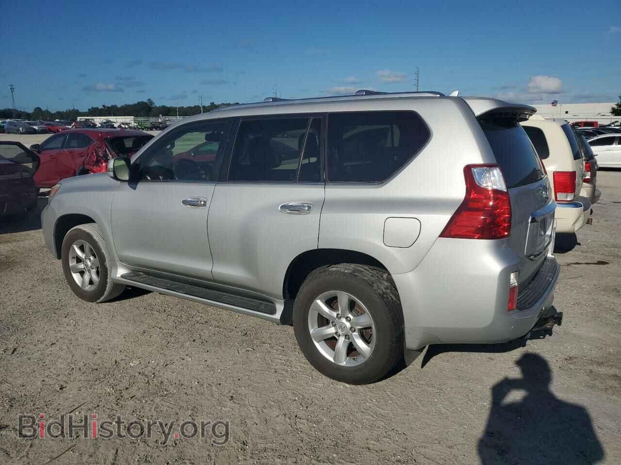 2011 LEXUS GX - VIN: JTJBM7FX2B5035541 - Фото 2