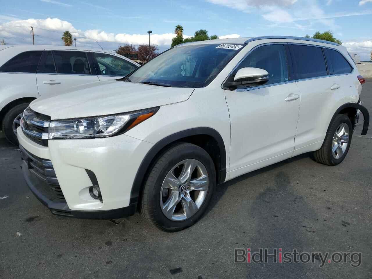 Photo 5TDYZRFH9KS340371 - TOYOTA HIGHLANDER 2019