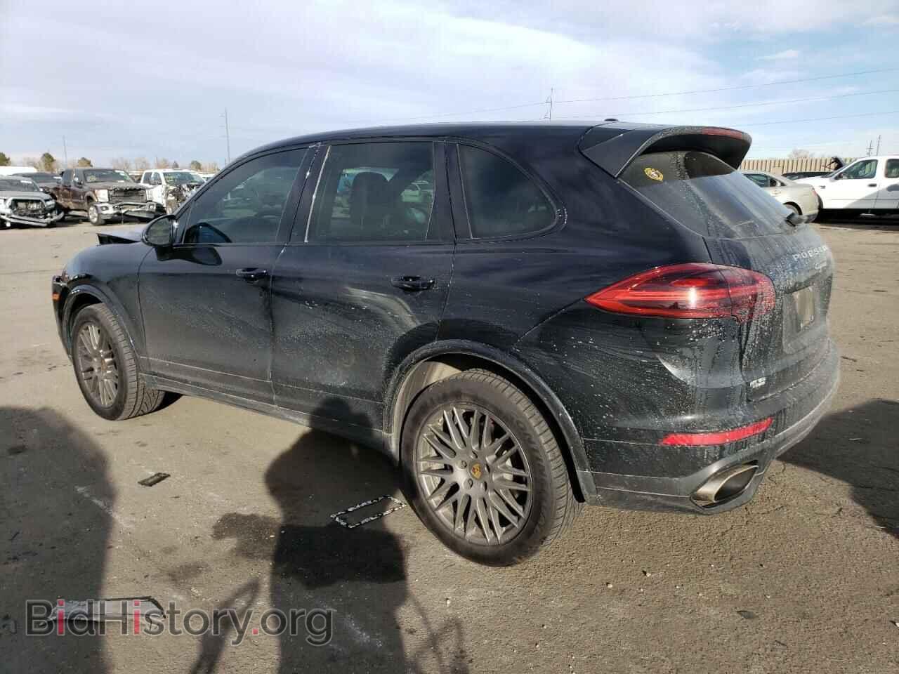 2017 PORSCHE CAYENNE - VIN: WP1AA2A2XHKA89975 - Фото 2