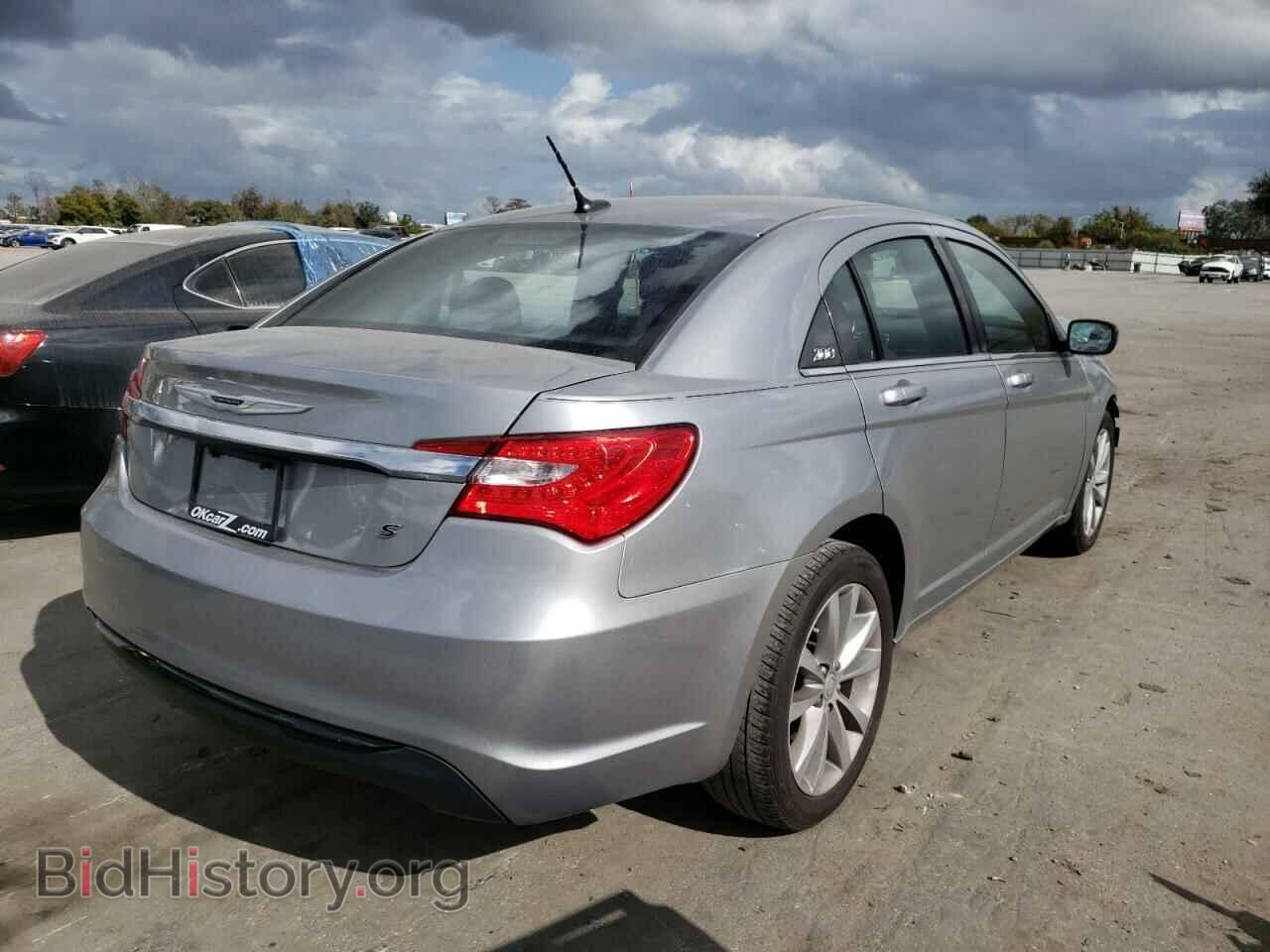 2013 CHRYSLER 200 - VIN: 1C3CCBBB7DN617410 - Фото 4