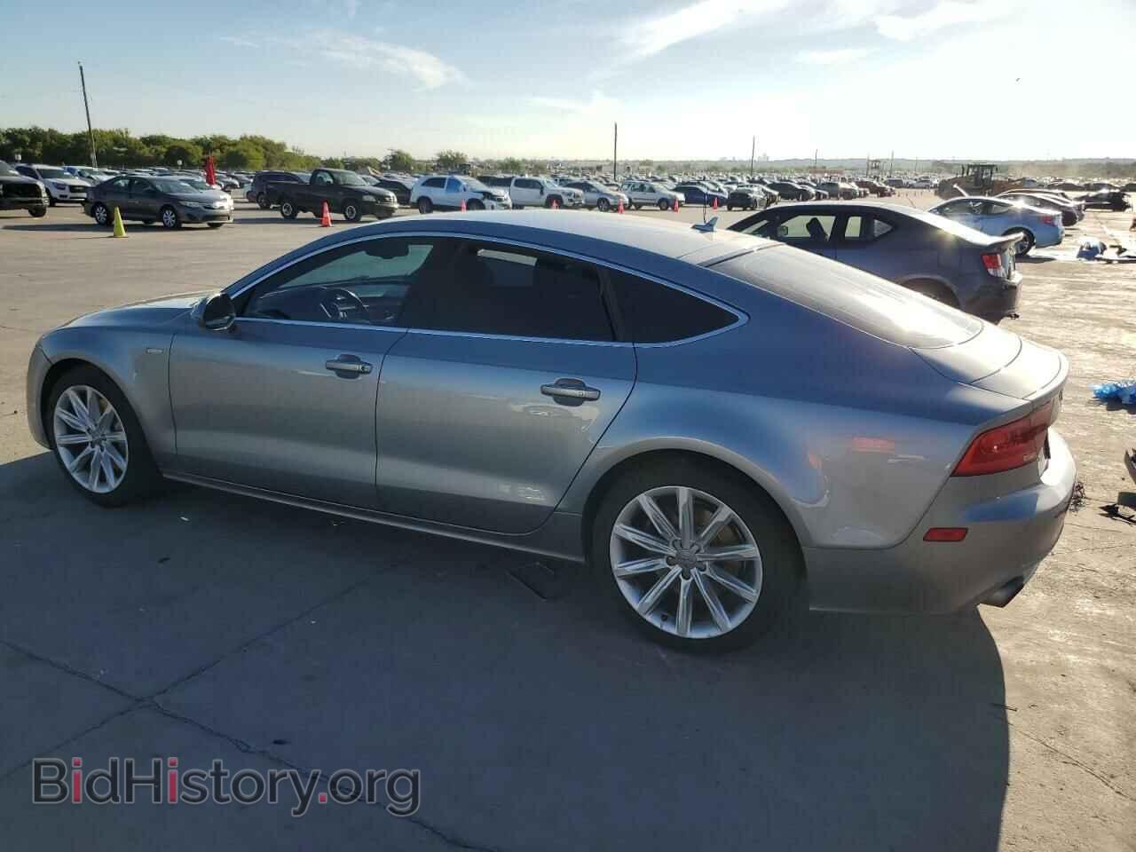 2013 AUDI A7 - VIN: WAUYGAFC8DN047899 - Фото 2