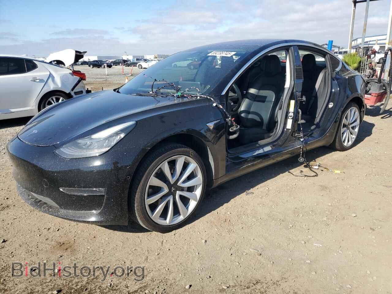Фотография 5YJ3E1EA6JF013313 - TESLA MODEL 3 2018