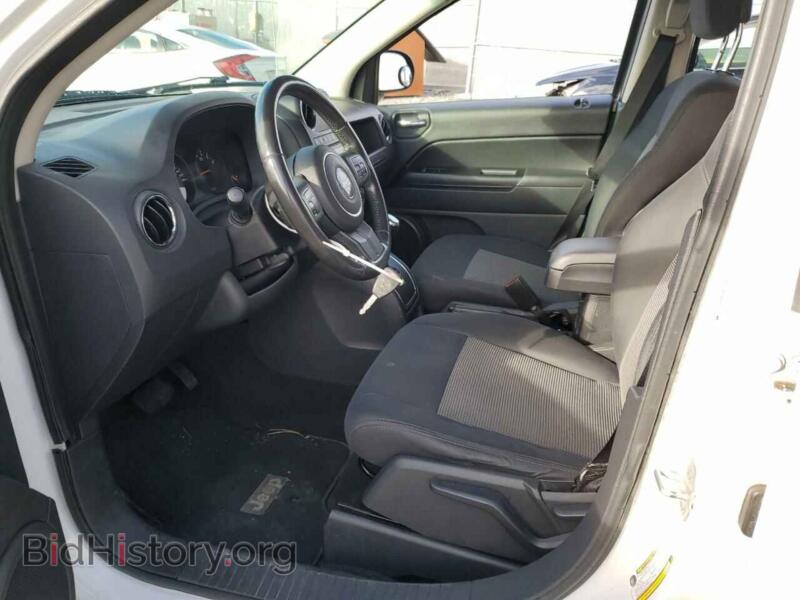 2011 Jeep COMPASS (VIN 1J4NF4FB4BD169528) — фото 7 из 13