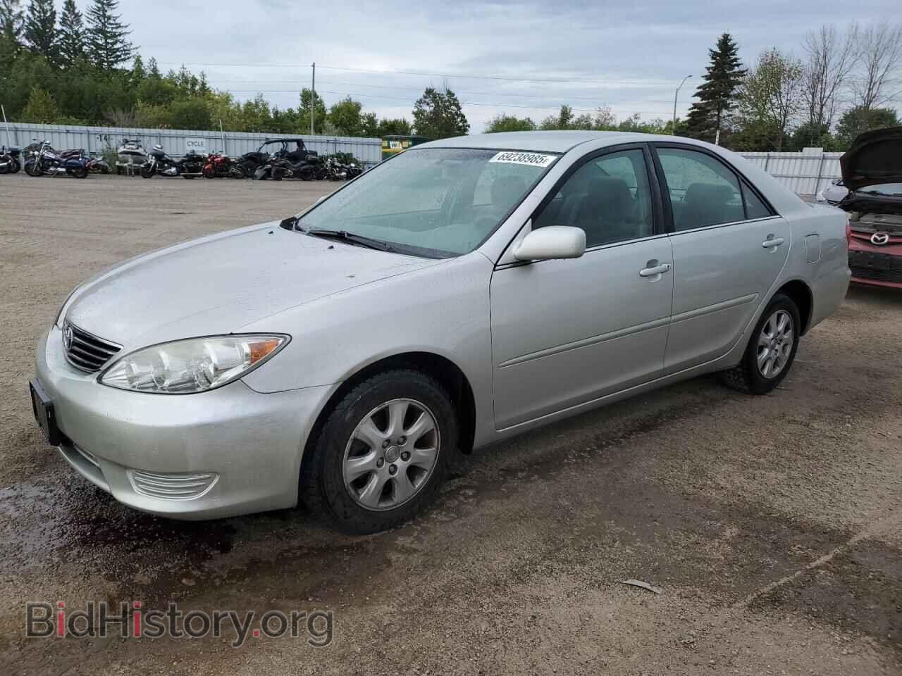 Photo 4T1BF32K15U602795 - TOYOTA CAMRY 2005