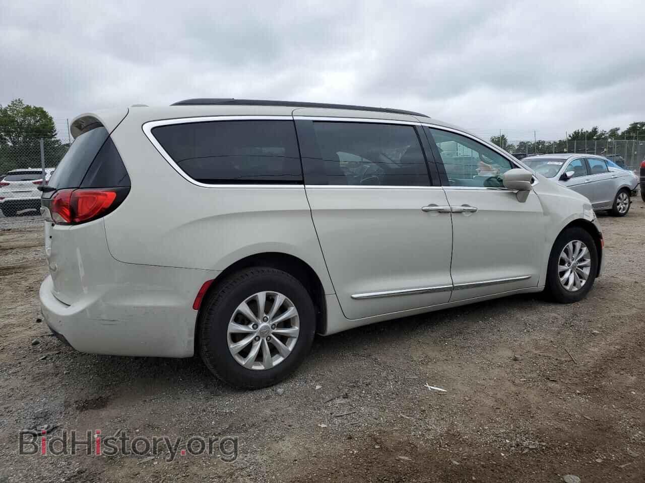2017 CHRYSLER PACIFICA - VIN: 2C4RC1BG2HR771298 - Photo 3