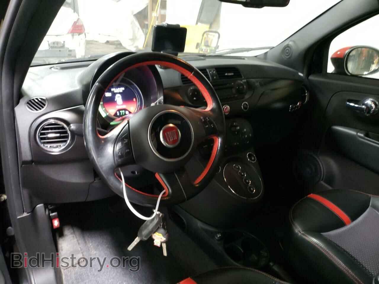 2013 FIAT 500 - VIN: 3C3CFFGEXDT750809 - Фото 8