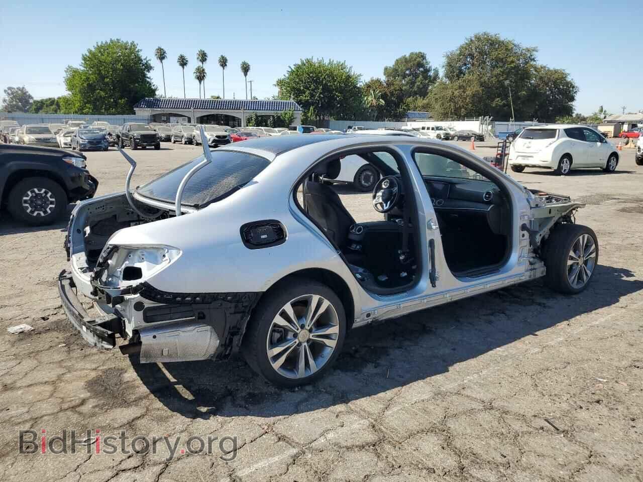 2019 MERCEDES-BENZ E-CLASS - VIN: WDDZF4JB2KA673663 - Фото 3