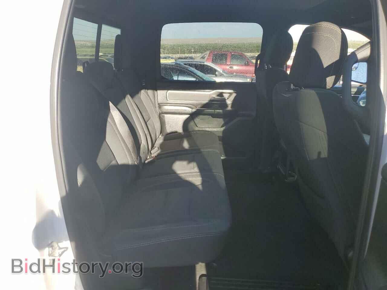 2019 RAM 1500 - VIN: 1C6SRFFT8KN876430 - Фото 10