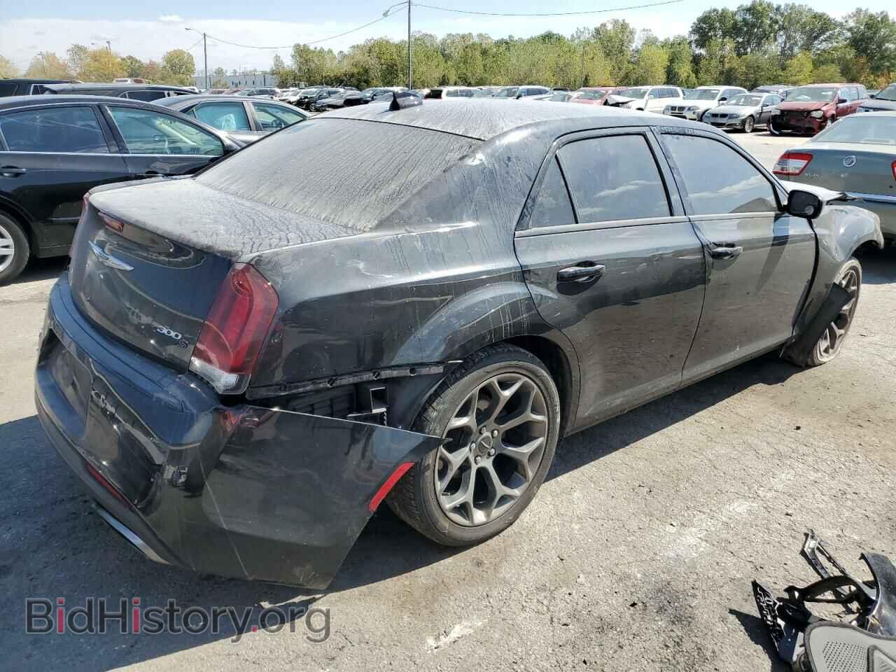 2016 CHRYSLER 300 - VIN: 2C3CCABG6GH310975 - Photo 3