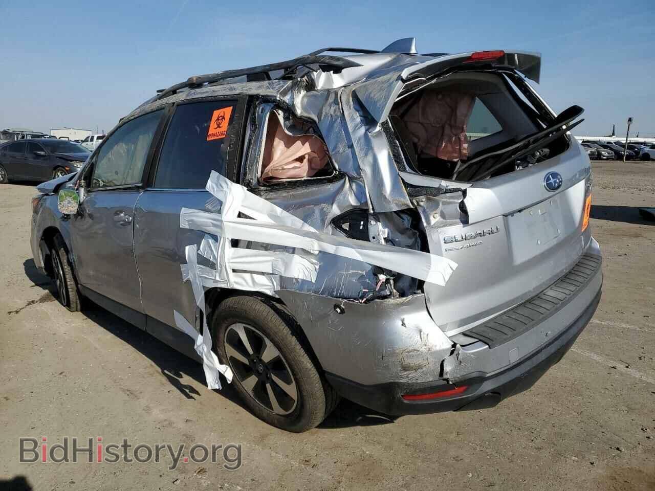 2017 SUBARU FORESTER - VIN: JF2SJAJC8HH412881 - Фото 2