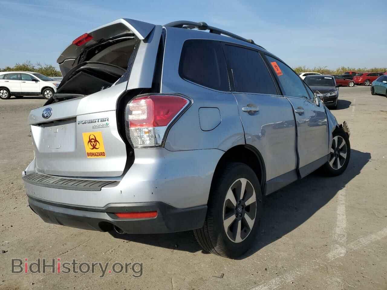 2017 SUBARU FORESTER - VIN: JF2SJAJC8HH412881 - Фото 3