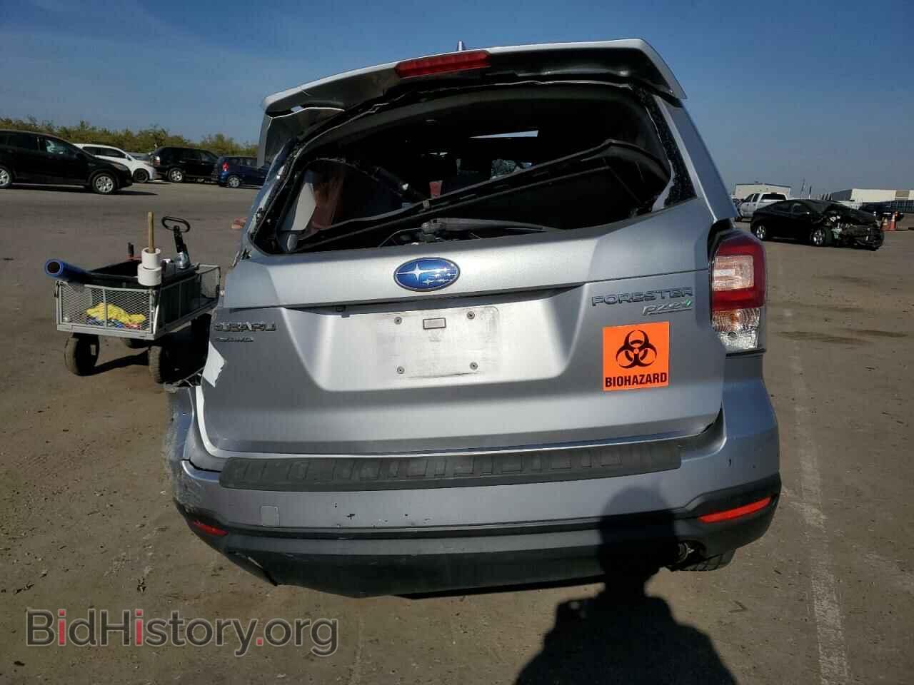 2017 SUBARU FORESTER - VIN: JF2SJAJC8HH412881 - Фото 6