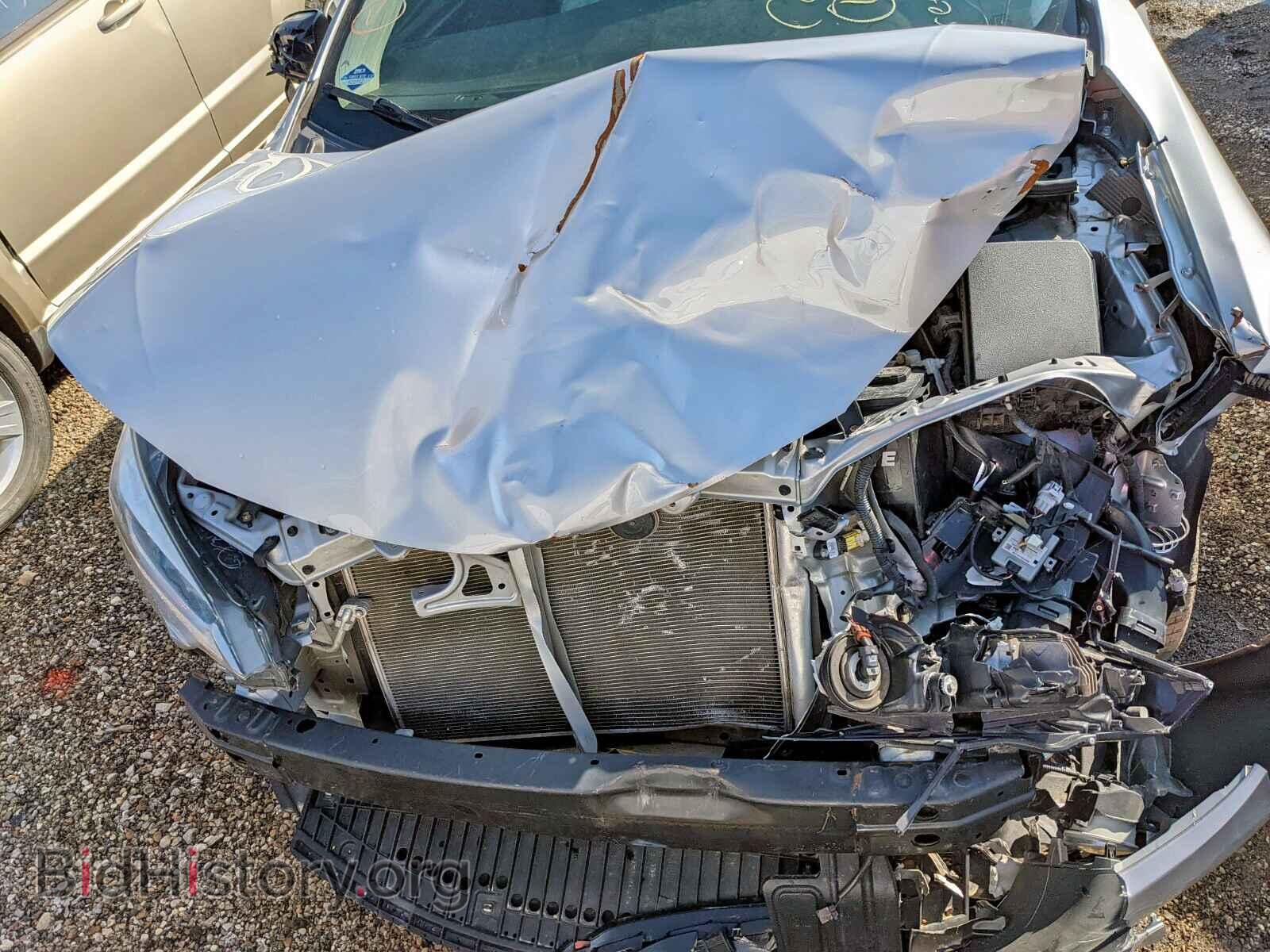 2016 TOYOTA COROLLA - VIN: 2T1BURHE9GC736680 - Фото 9