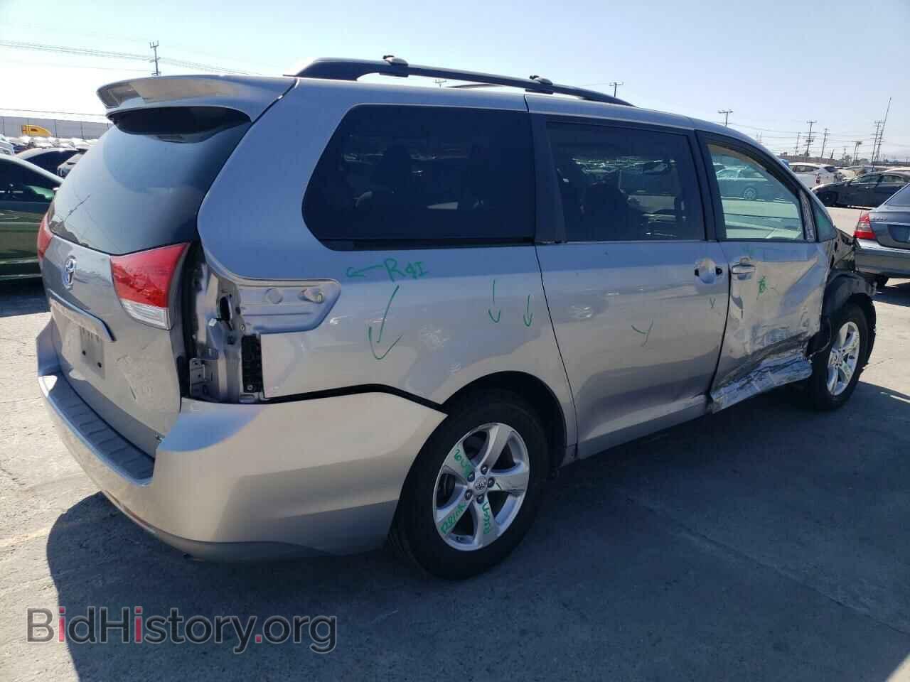 2012 TOYOTA All Models - VIN: 5TDKK3DC4CS223989 - Фото 3
