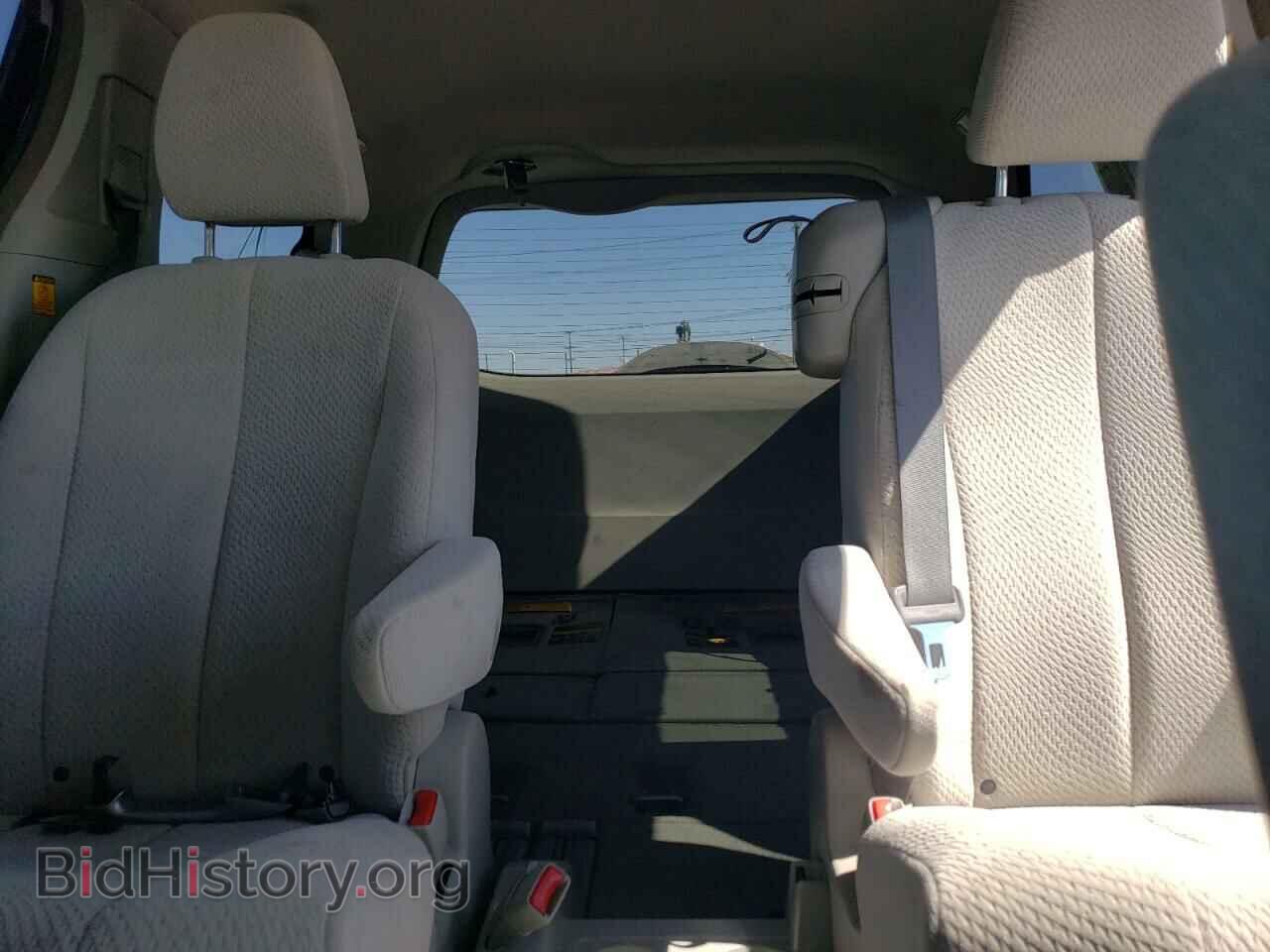 2012 TOYOTA All Models - VIN: 5TDKK3DC4CS223989 - Фото 10