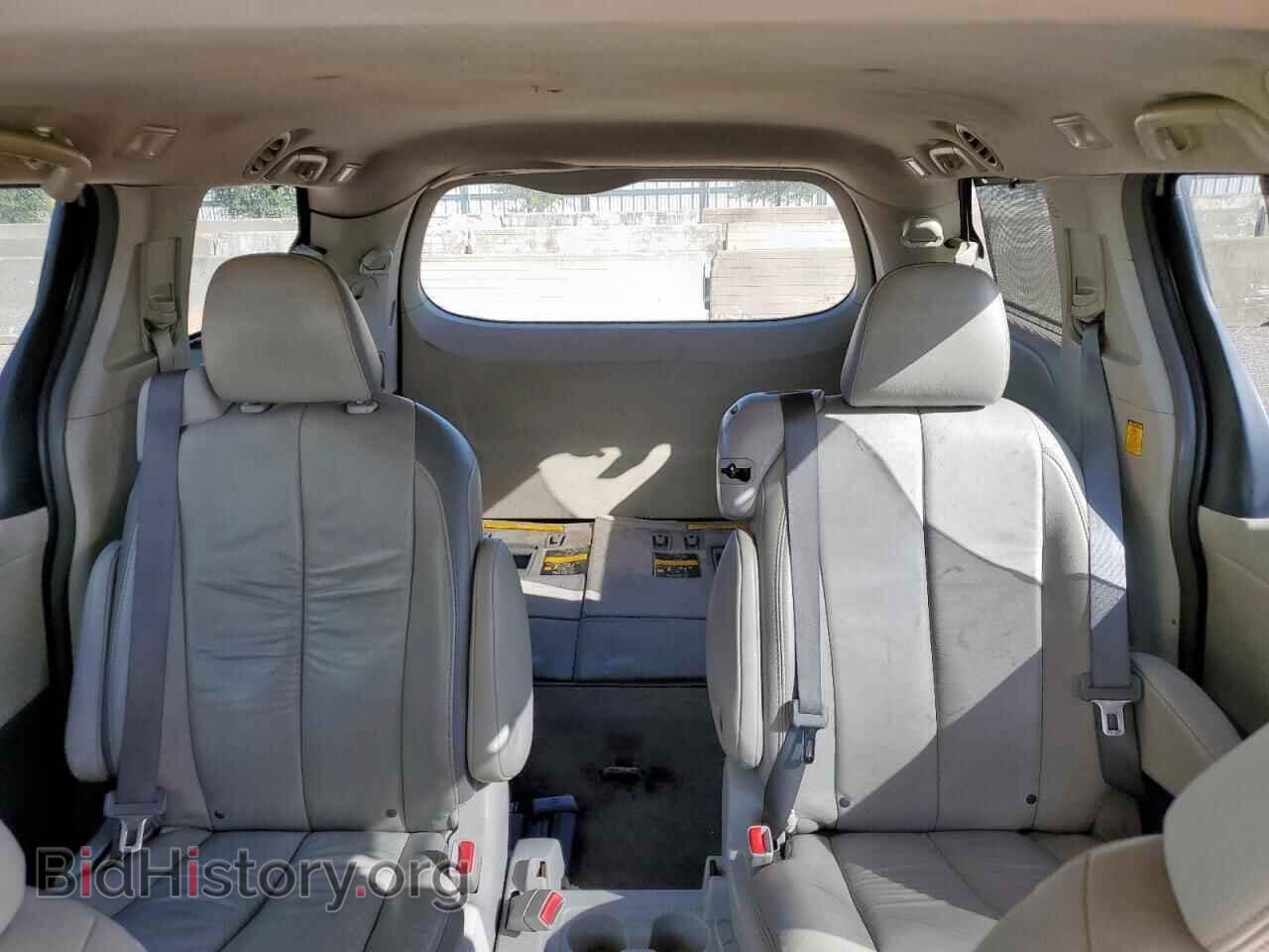 2011 TOYOTA All Models - VIN: 5TDKK3DC8BS145411 - Фото 10
