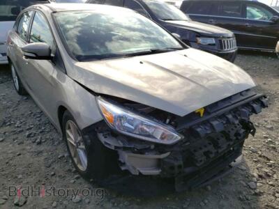 2016 Ford FOCUS Focus SE, светло-коричневый — VIN 1FADP3F26GL240546, Copart