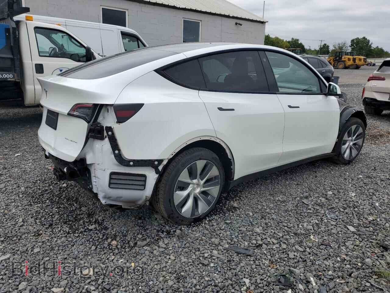 2022 TESLA MODEL Y - VIN: 7SAYGDEE2NF423359 - Photo 3