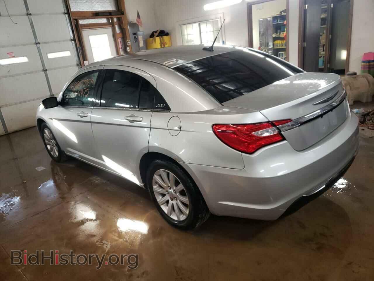 2011 CHRYSLER 200 - VIN: 1C3BC1FB7BN527901 - Фото 2