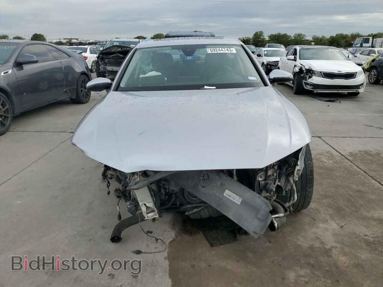 2018 AUDI A4 - VIN: WAUENAF44JA110310 - Photo 5