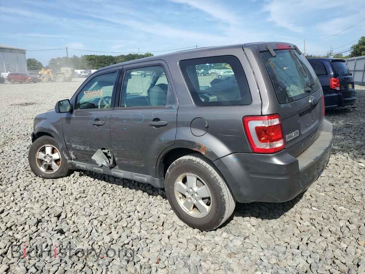 2011 FORD ESCAPE - VIN: 1FMCU0C78BKC28602 - Фото 2