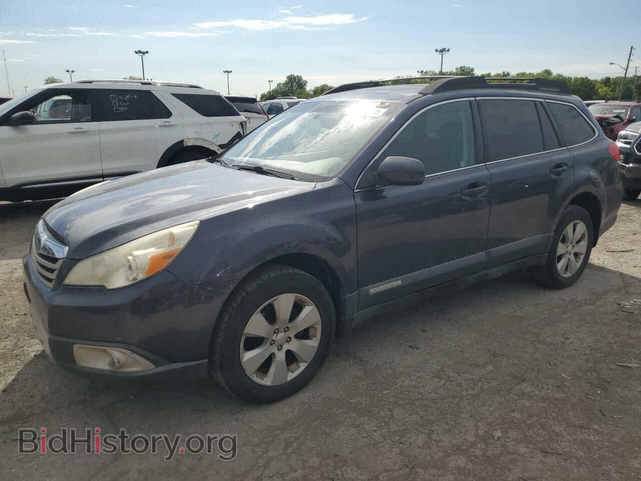Photo 4S4BRCGC4B3344590 - SUBARU OUTBACK 2011