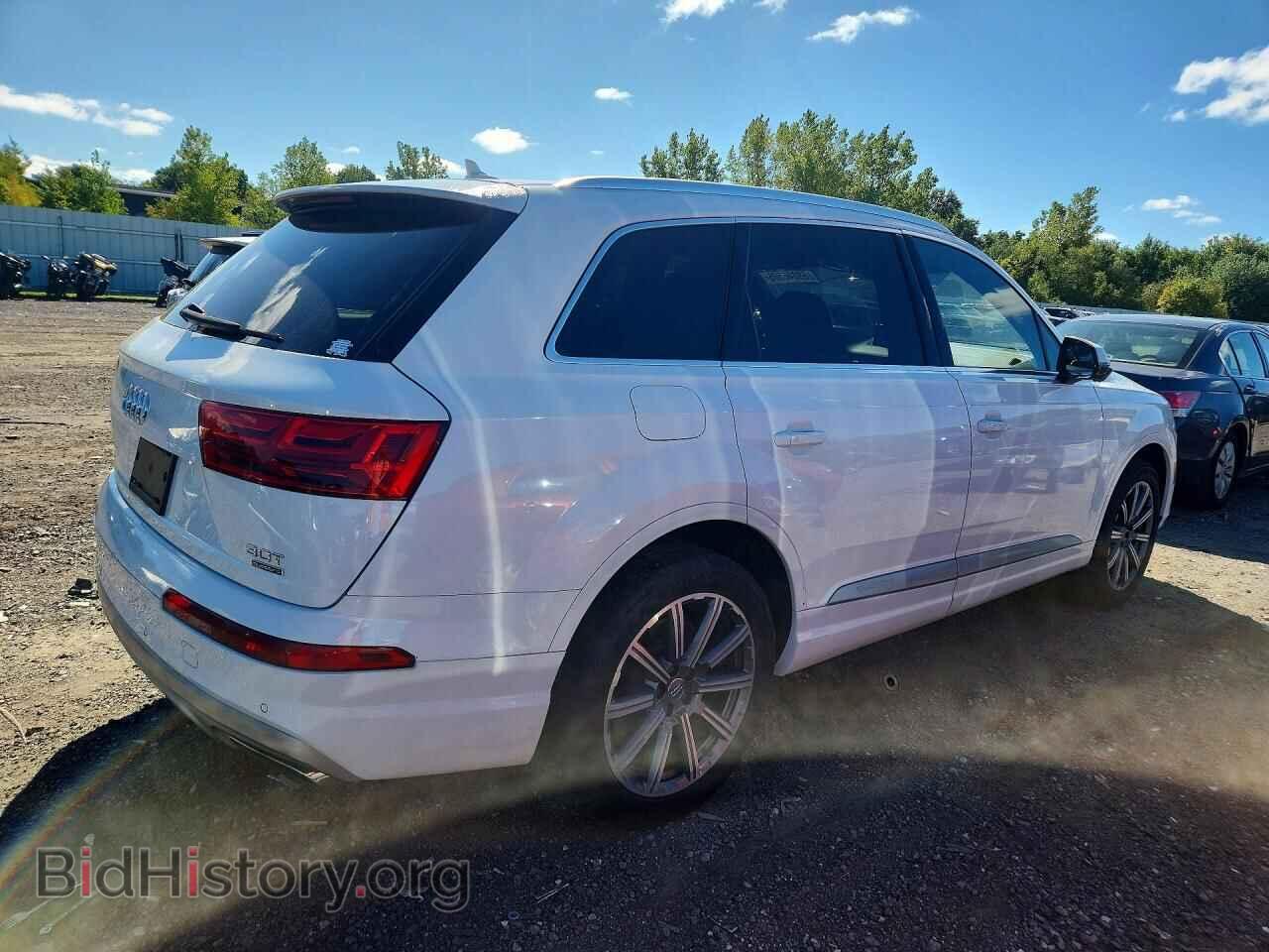 2017 AUDI Q7 - VIN: WA1VAAF71HD043774 - Фото 3