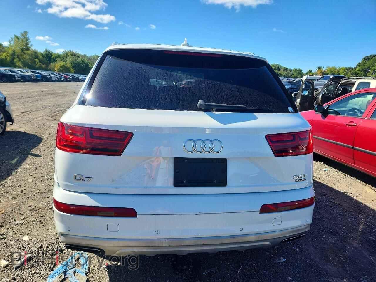 2017 AUDI Q7 - VIN: WA1VAAF71HD043774 - Фото 6