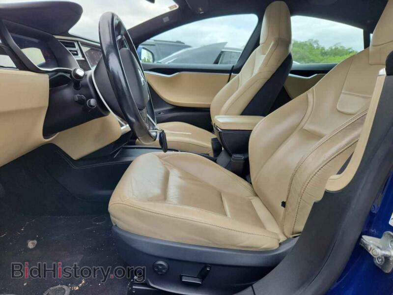 2016 Tesla MODEL S (VIN 5YJSA1E26GF158019) — photo 7 of 12