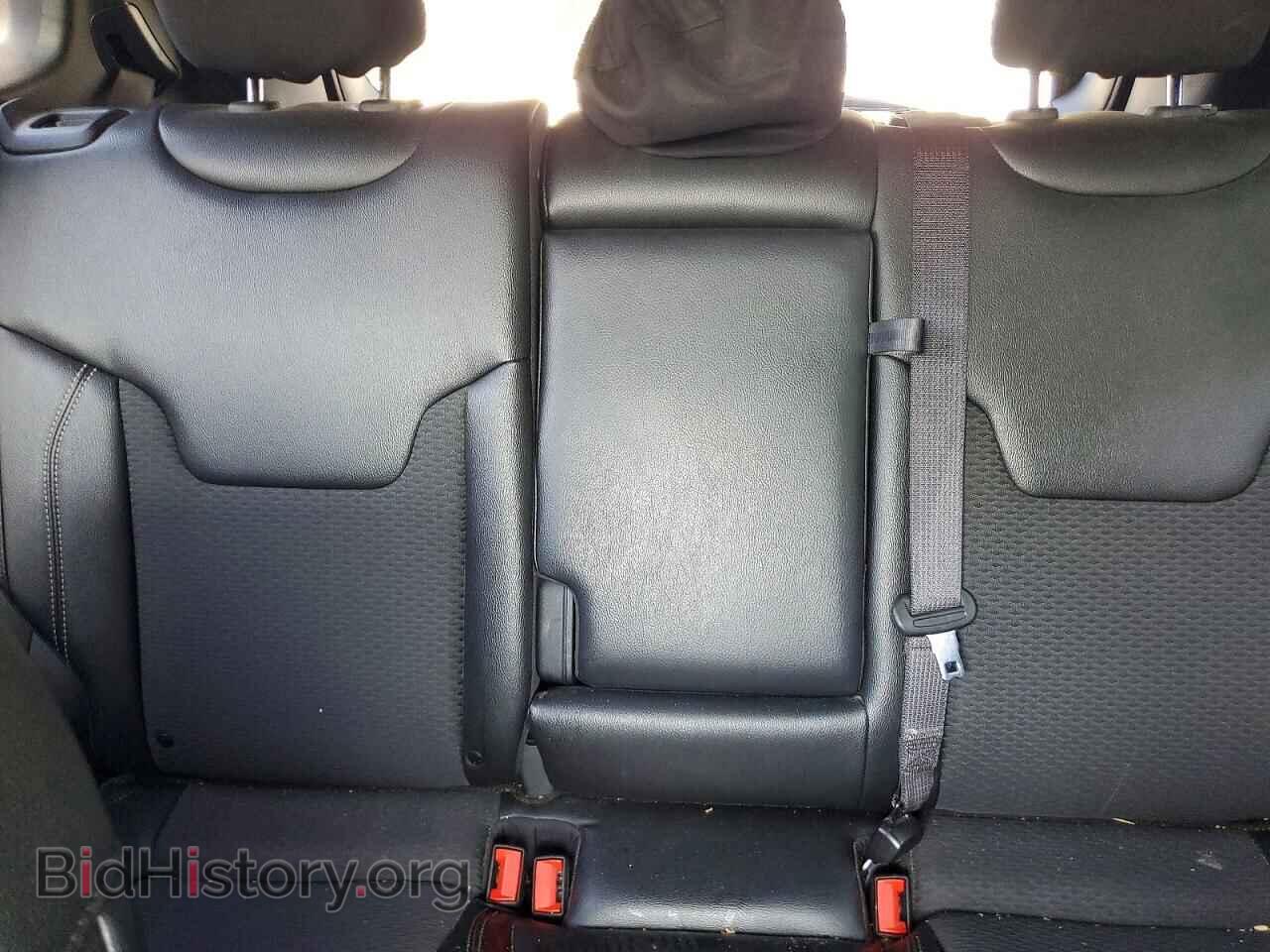 2024 Jeep COMPASS (VIN 3C4NJDBN9RT142561) — photo 10 of 13