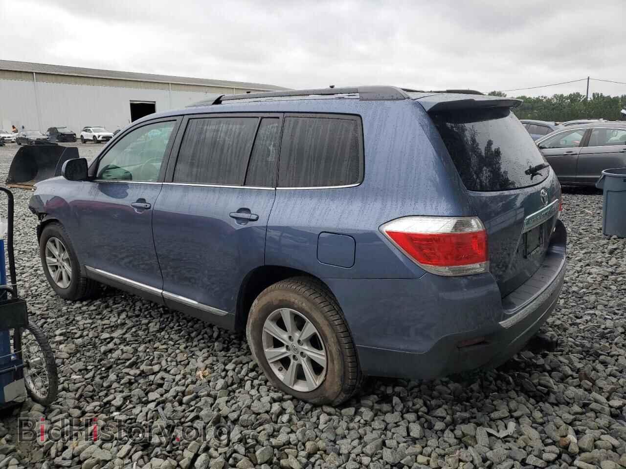 2013 TOYOTA HIGHLANDER - VIN: 5TDBK3EH2DS196951 - Фото 2