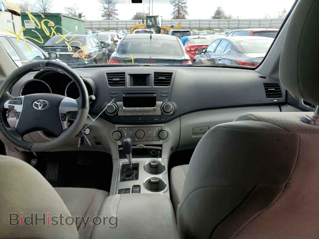 2012 TOYOTA HIGHLANDER - VIN: 5TDZA3EH2CS030946 - Фото 8