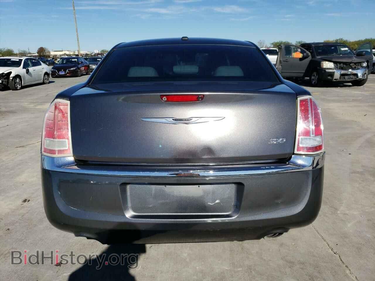 2014 CHRYSLER 300 - VIN: 2C3CCAAG2EH327643 - Фото 6