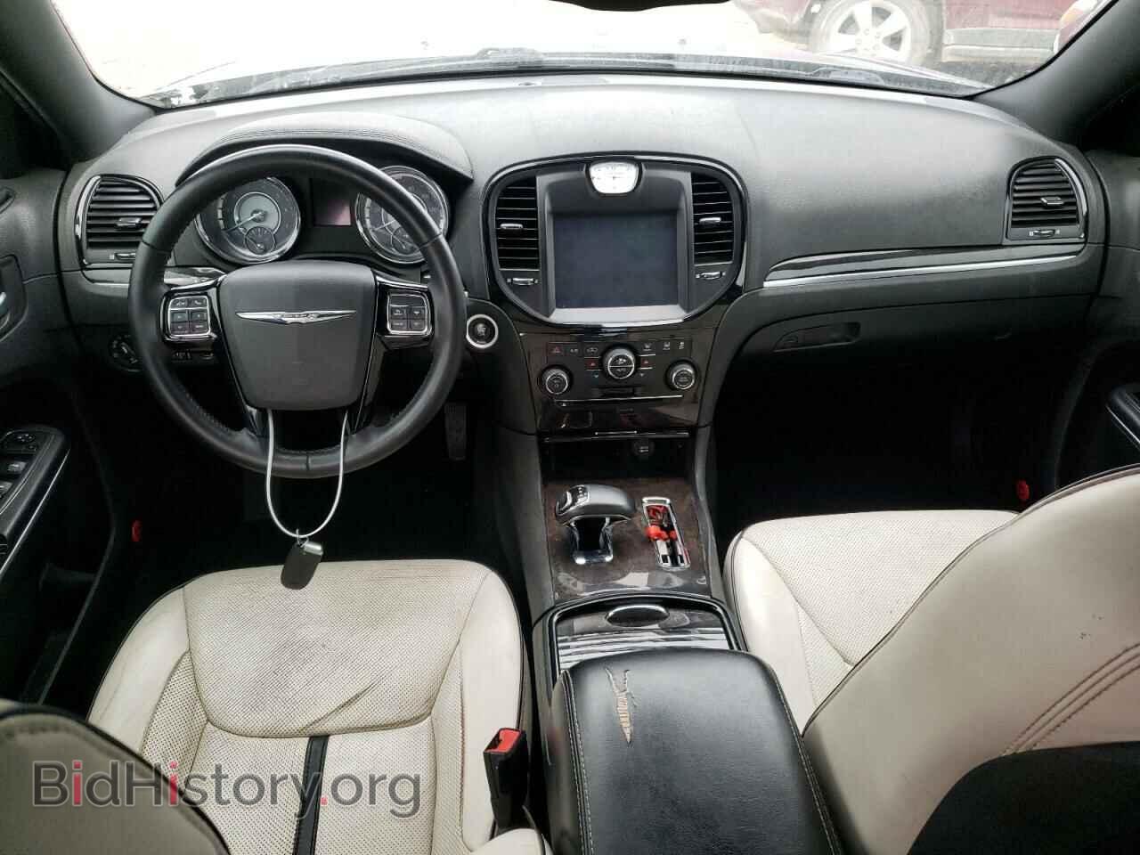 2014 CHRYSLER 300 - VIN: 2C3CCAAG2EH327643 - Фото 8