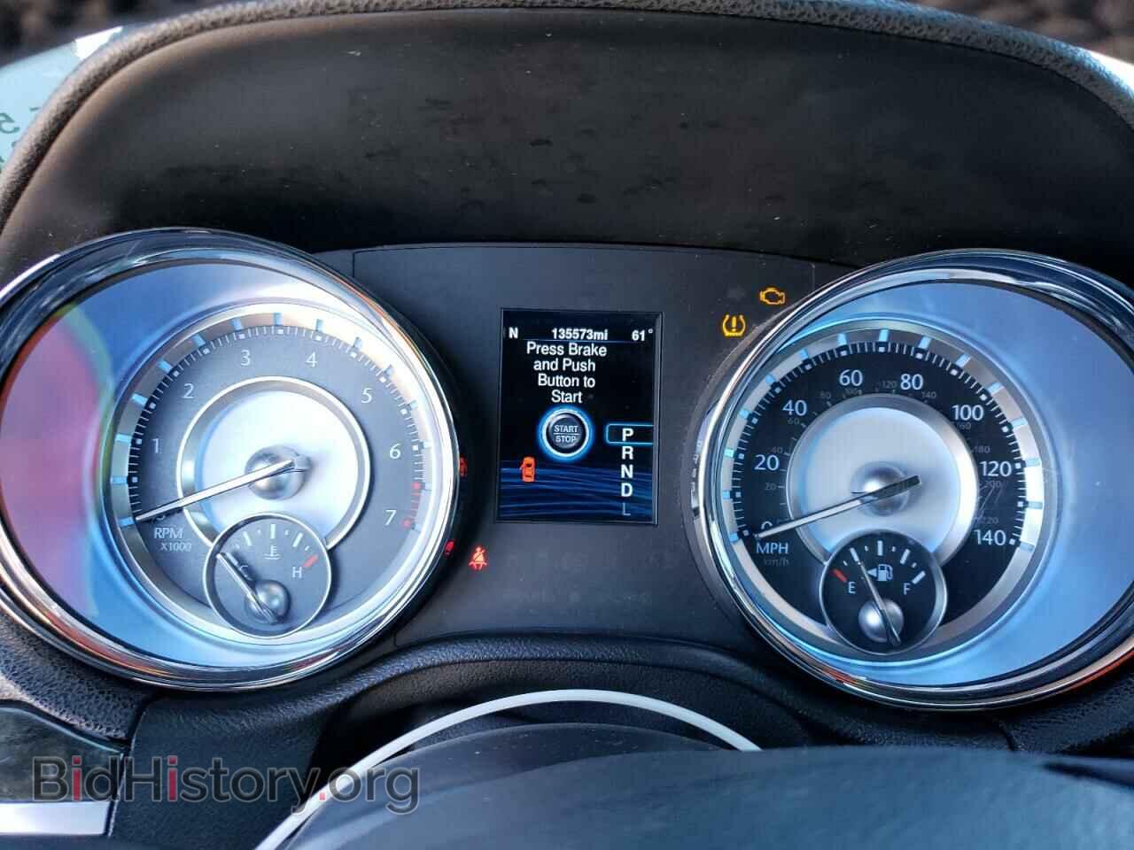 2014 CHRYSLER 300 - VIN: 2C3CCAAG2EH327643 - Фото 9