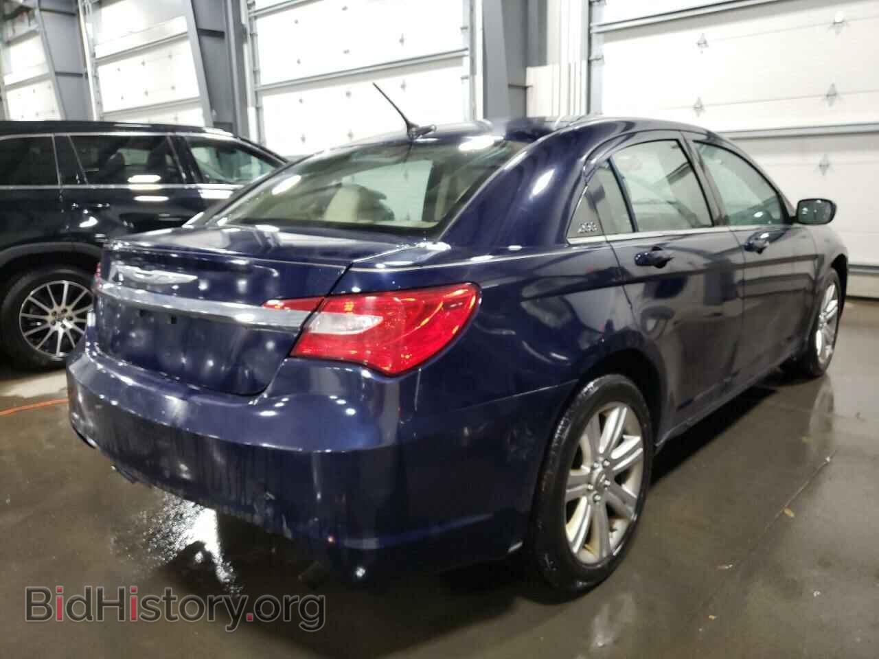 2013 CHRYSLER 200 - VIN: 1C3CCBBB3DN595874 - Фото 4