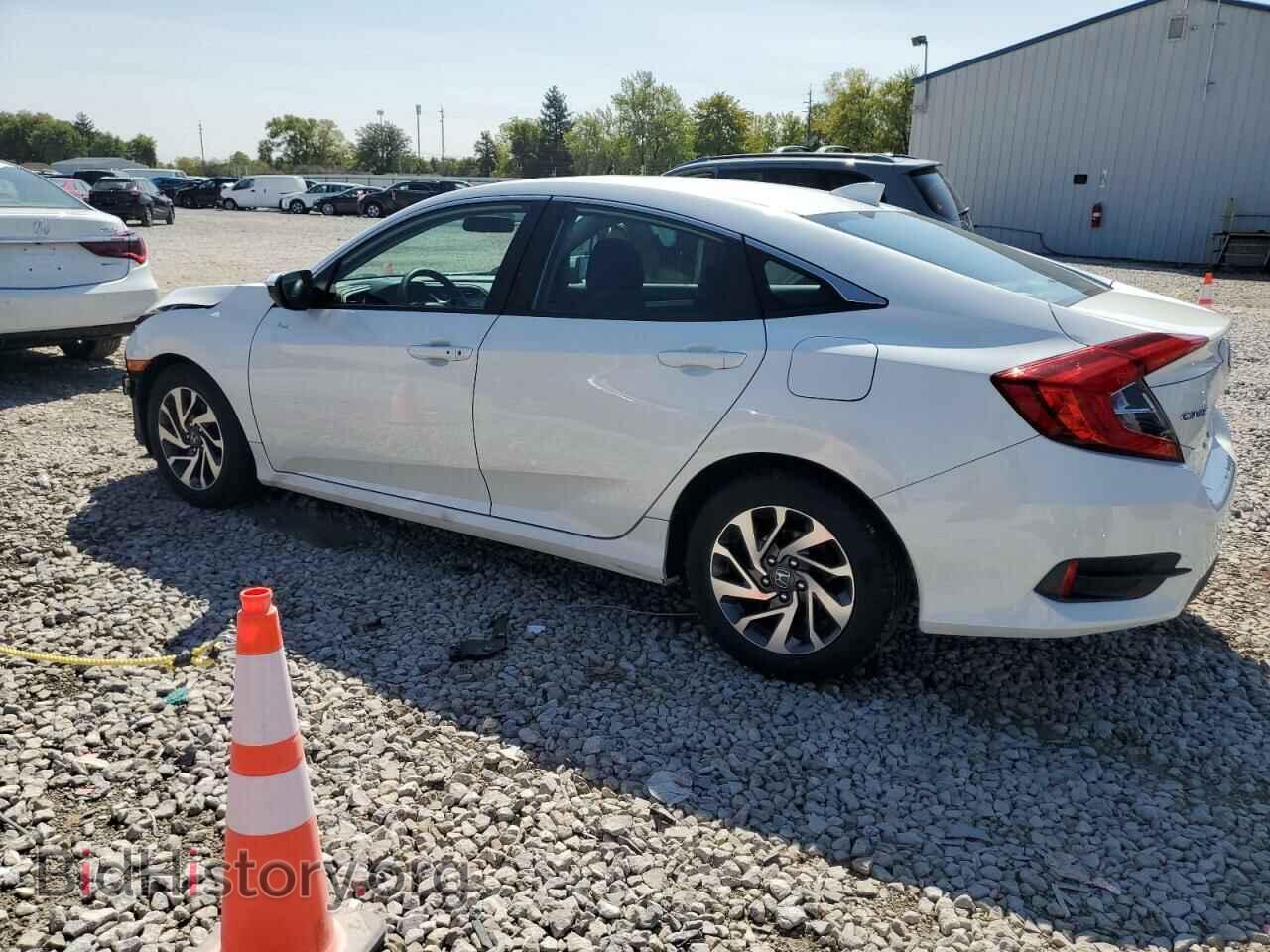2017 HONDA CIVIC - VIN: 19XFC2F7XHE080699 - Фото 2