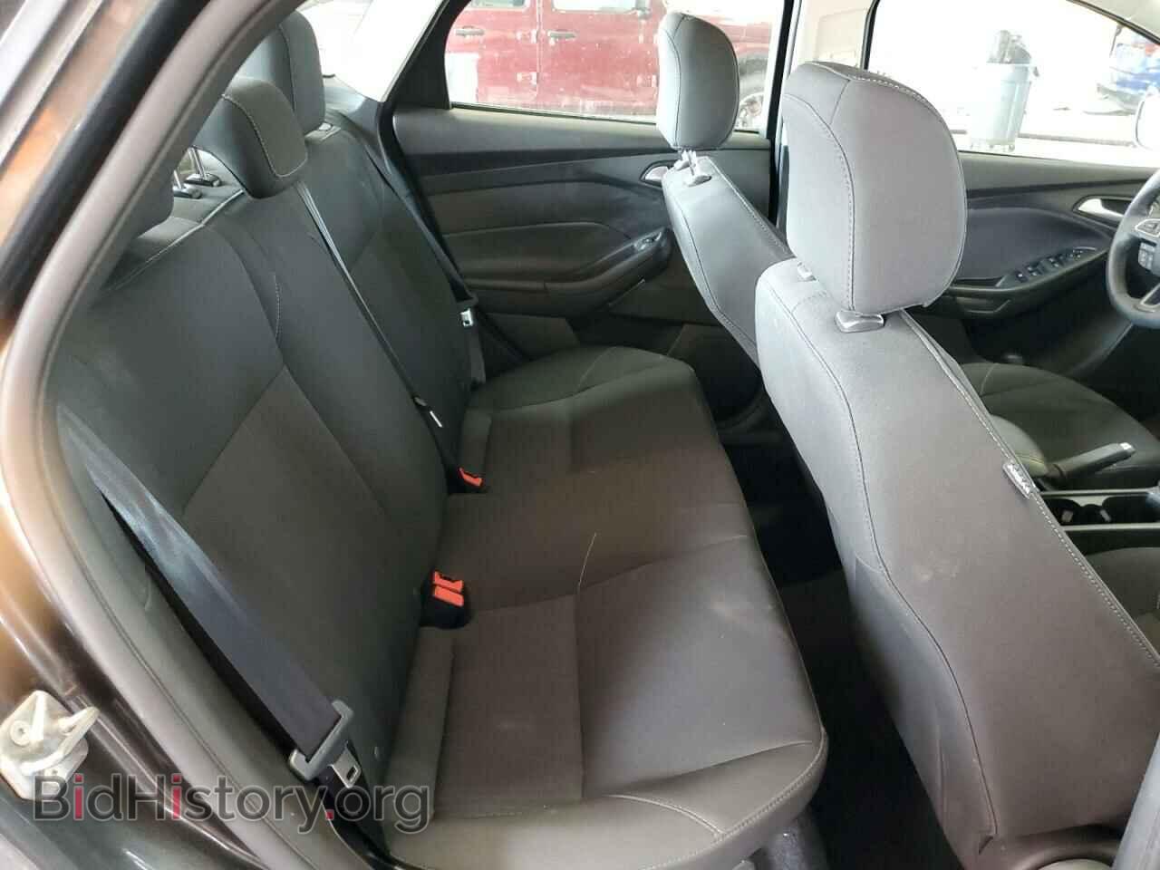 2017 FORD FOCUS - VIN: 1FADP3F28HL221918 - Photo 10