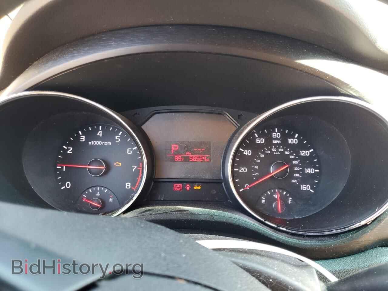 2016 KIA All Models - VIN: KNDMB5C18G6182731 - Фото 9