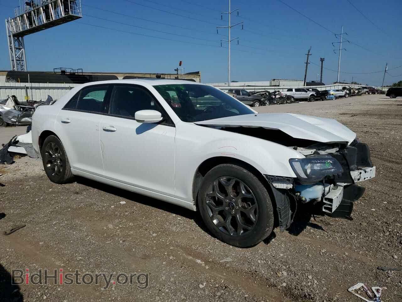 2017 CHRYSLER 300 - VIN: 2C3CCAGG1HH603953 - Фото 4