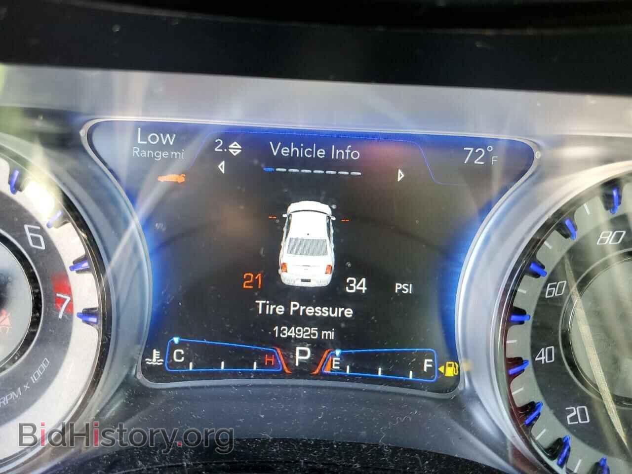 2017 CHRYSLER 300 - VIN: 2C3CCAGG1HH603953 - Фото 9