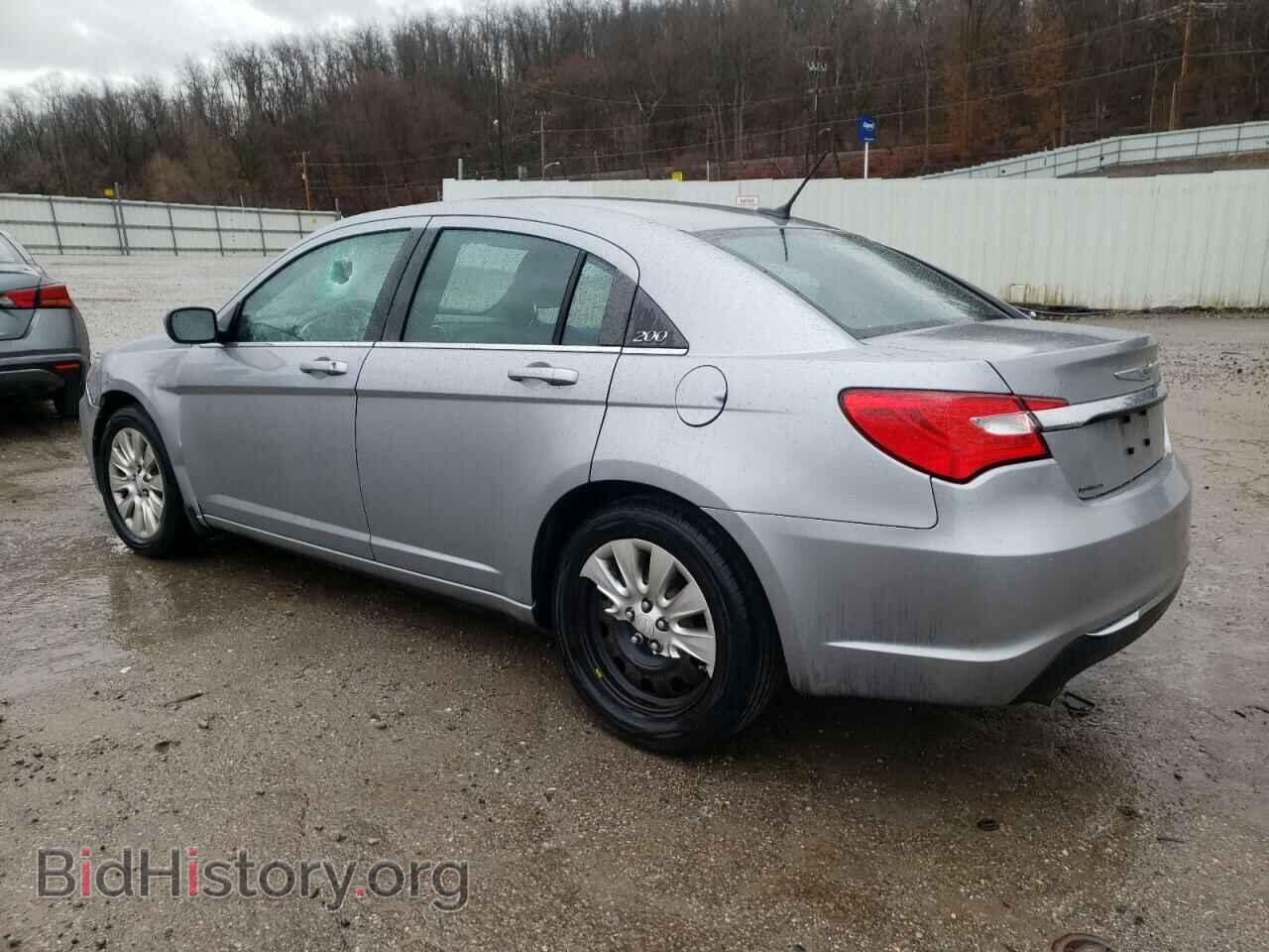2013 CHRYSLER 200 - VIN: 1C3CCBAG0DN722030 - Фото 2