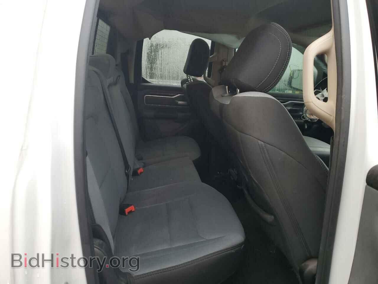 2020 RAM 1500 - VIN: 1C6SRFBT0LN280266 - Фото 10