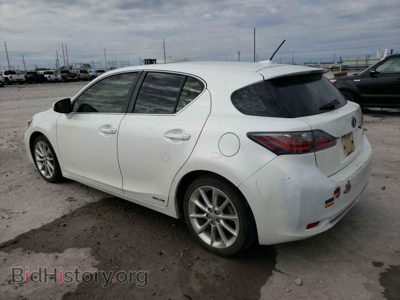 2011 LEXUS CT 200 - VIN: JTHKD5BH1B2027677 - Фото 2