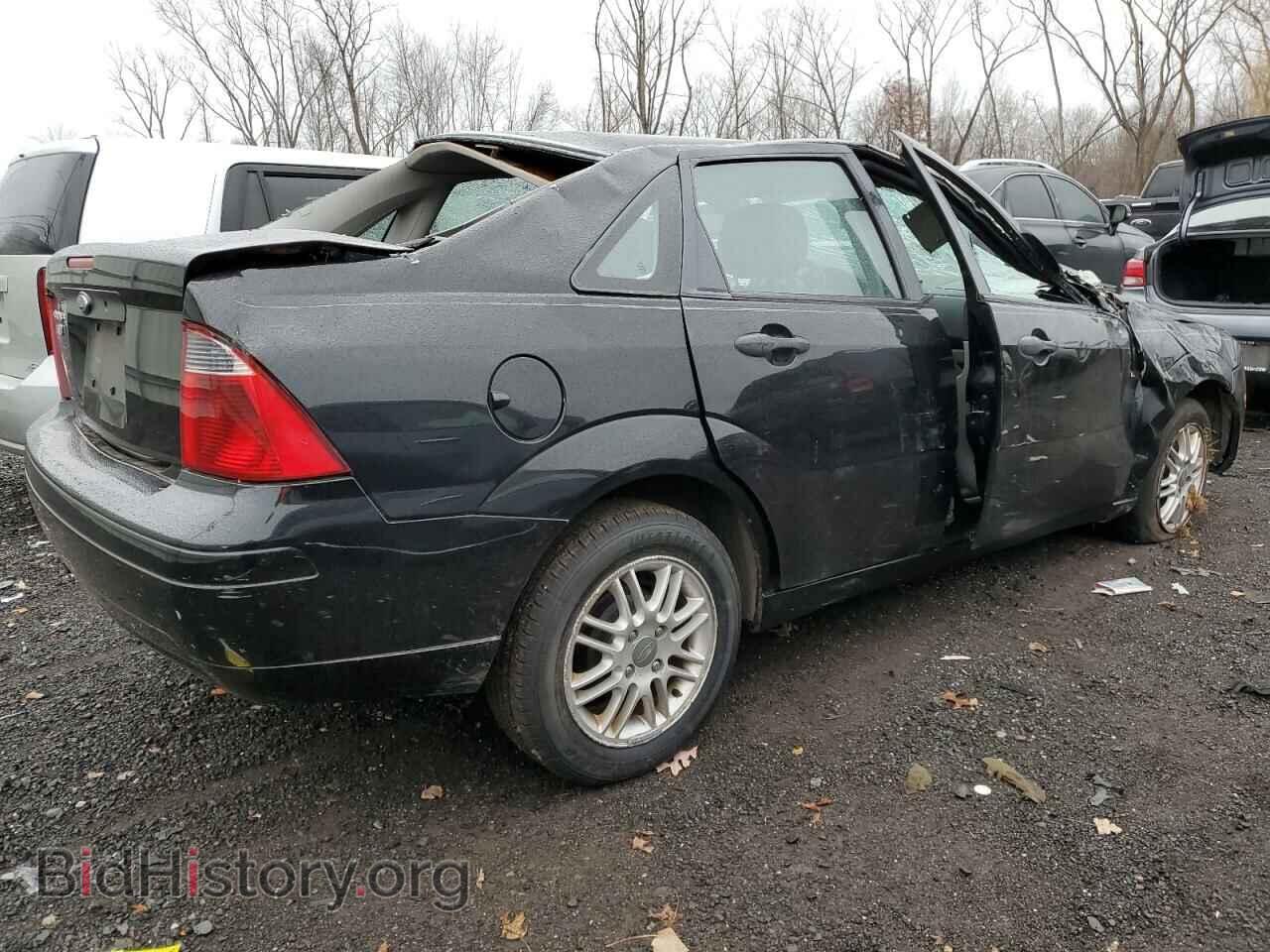 2007 FORD FOCUS - VIN: 1FAHP34N47W307142 - Фото 3