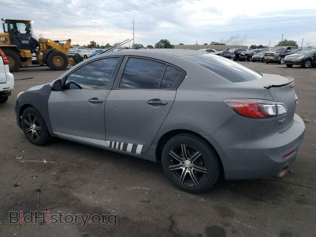 2013 MAZDA 3 - VIN: JM1BL1TF1D1758080 - Фото 2