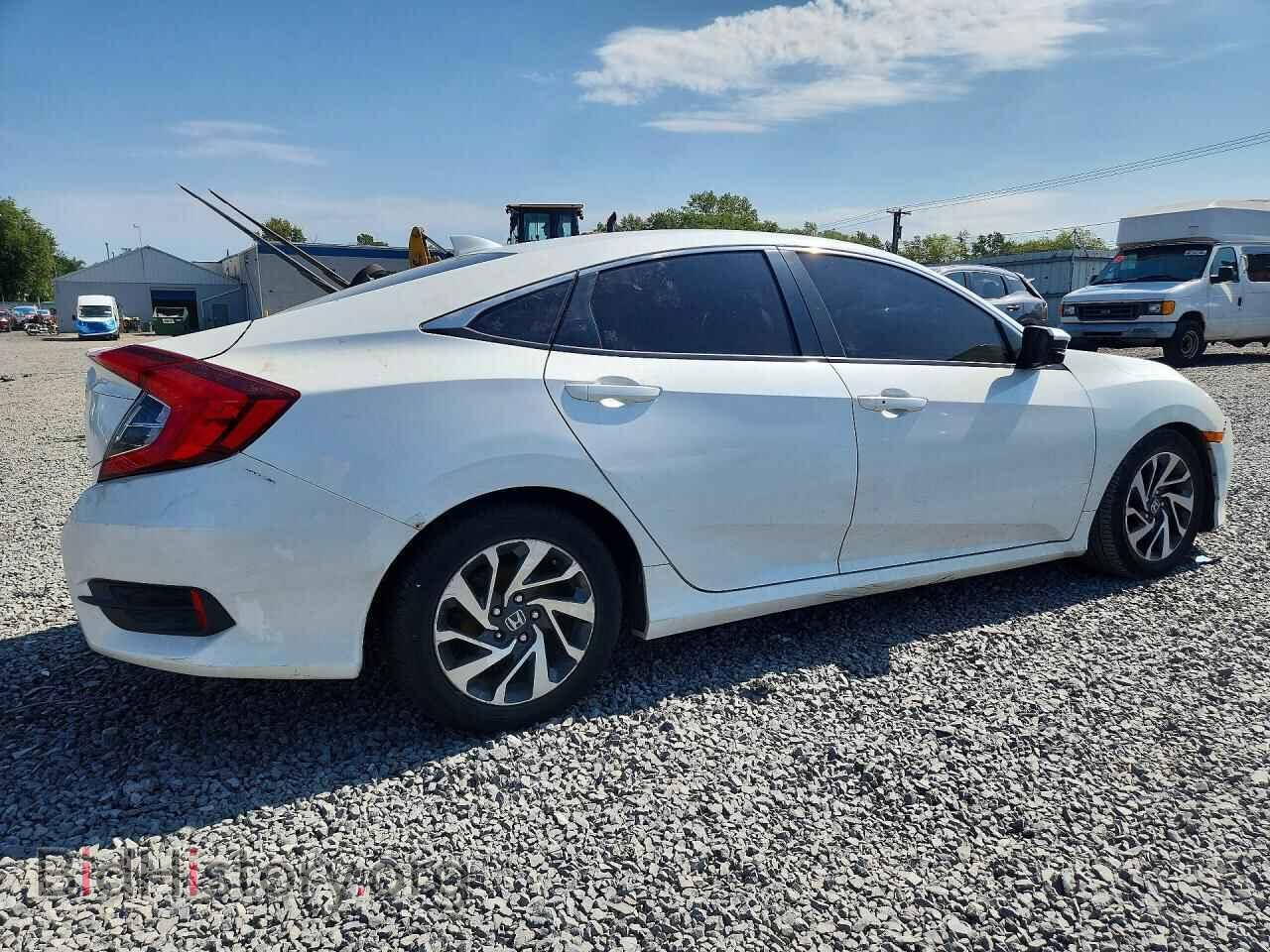 2017 HONDA CIVIC - VIN: 2HGFC2F77HH573620 - Фото 3