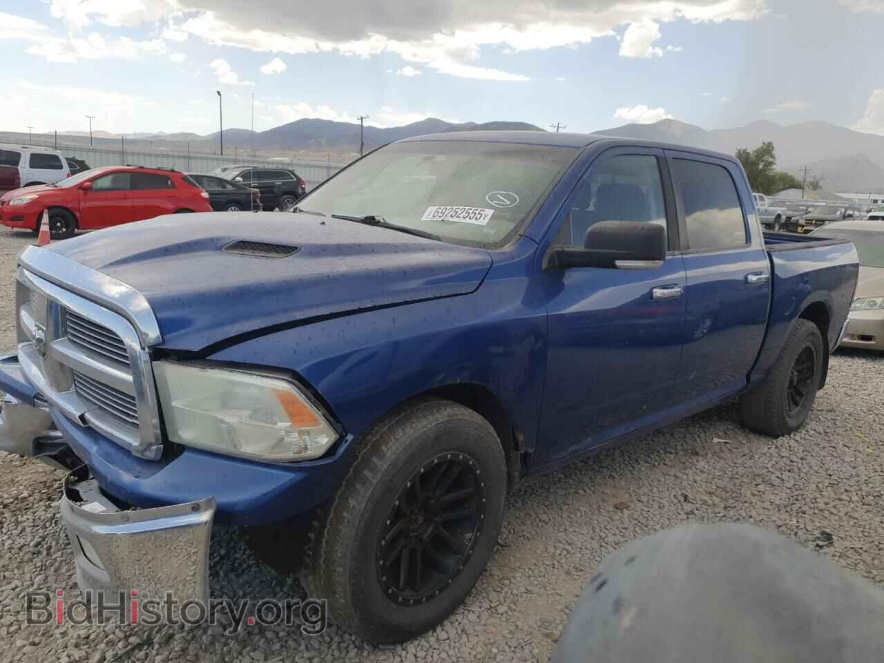 Photo 1D7RV1CT5BS649679 - DODGE All Models 2011