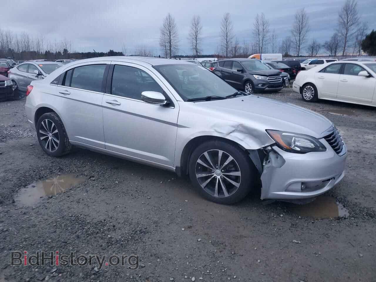 2012 CHRYSLER 200 - VIN: 1C3CCBBG0CN276975 - Фото 4